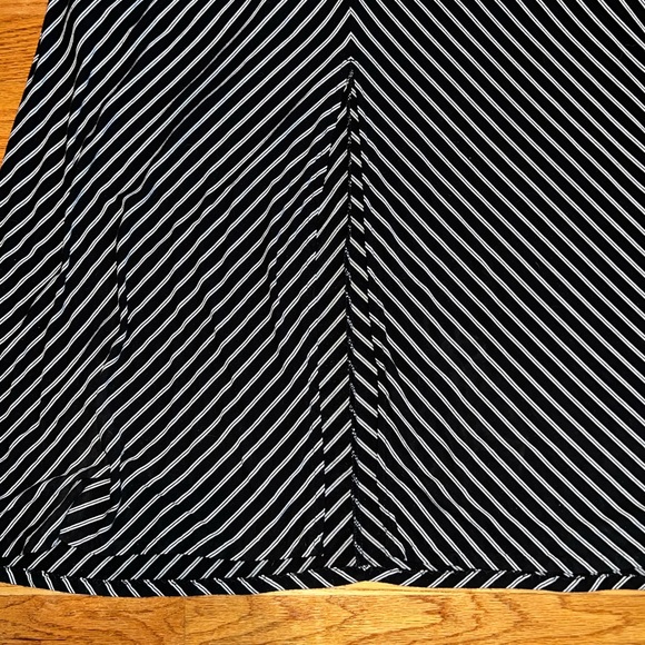 White House Black Market Black Stripe Maxi Dress Sz L - Picture 9 of 12